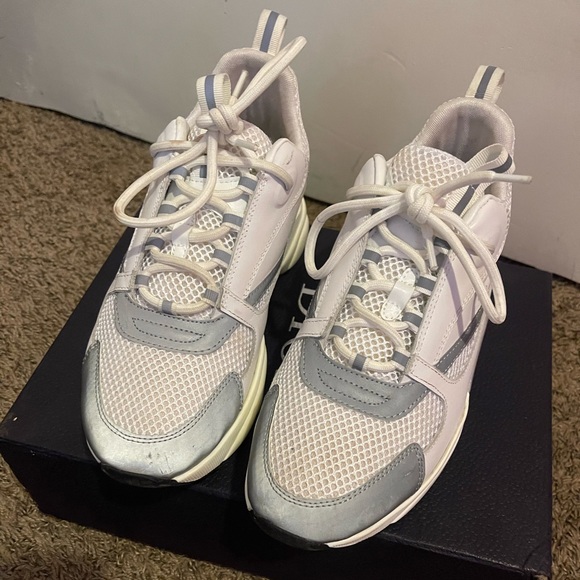 Reflective Dior b22 - Picture 2 of 10